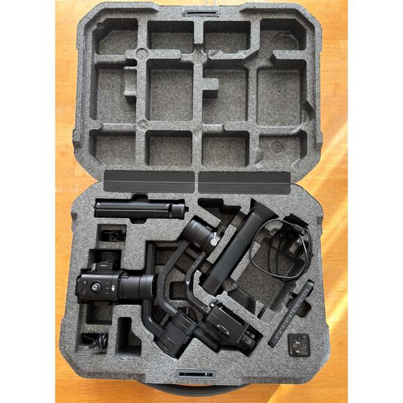 DJI Ronin S Gimbal Handheld Stabilizer, Used, with Case - Picture 2 of 4